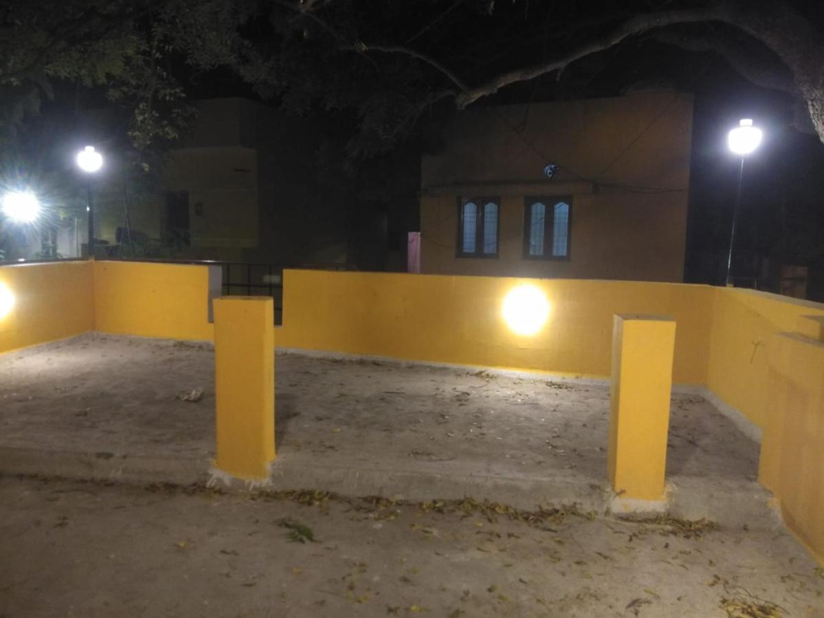 Nks Homestay Puducherry Exterior foto