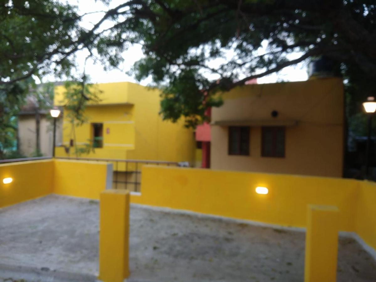 Nks Homestay Puducherry Exterior foto
