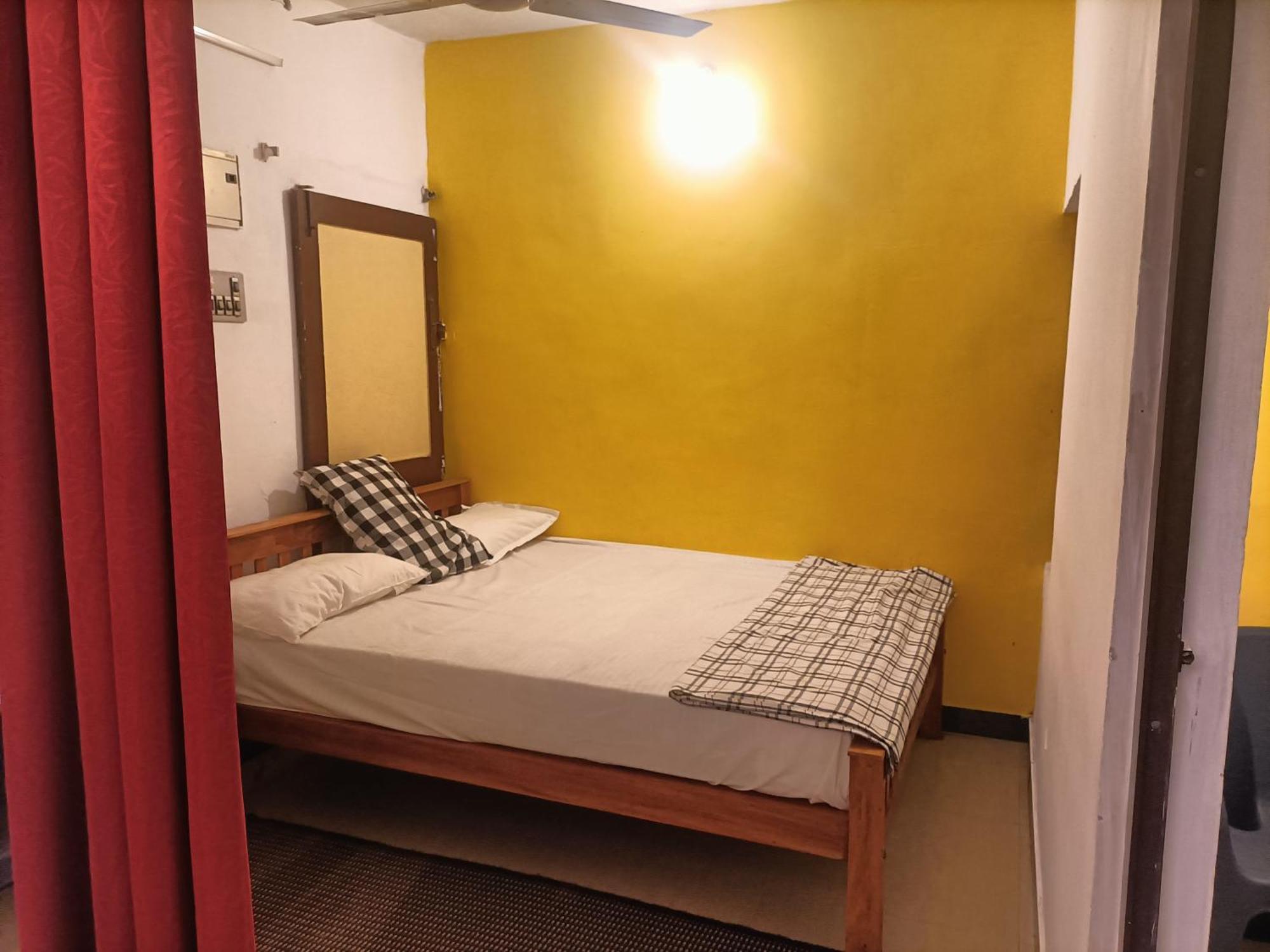 Nks Homestay Puducherry Exterior foto